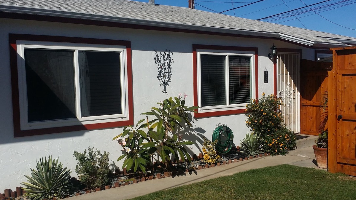 Ocean Beach Apartment | Charming Ocean Beach Bungalow 1.5 Blocks from Beach