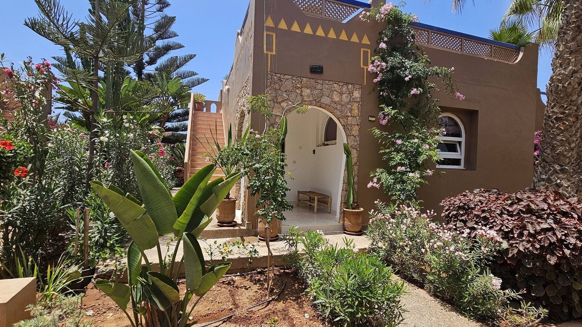 Sidi Boulfdail Villa | Charming oceanfront villa