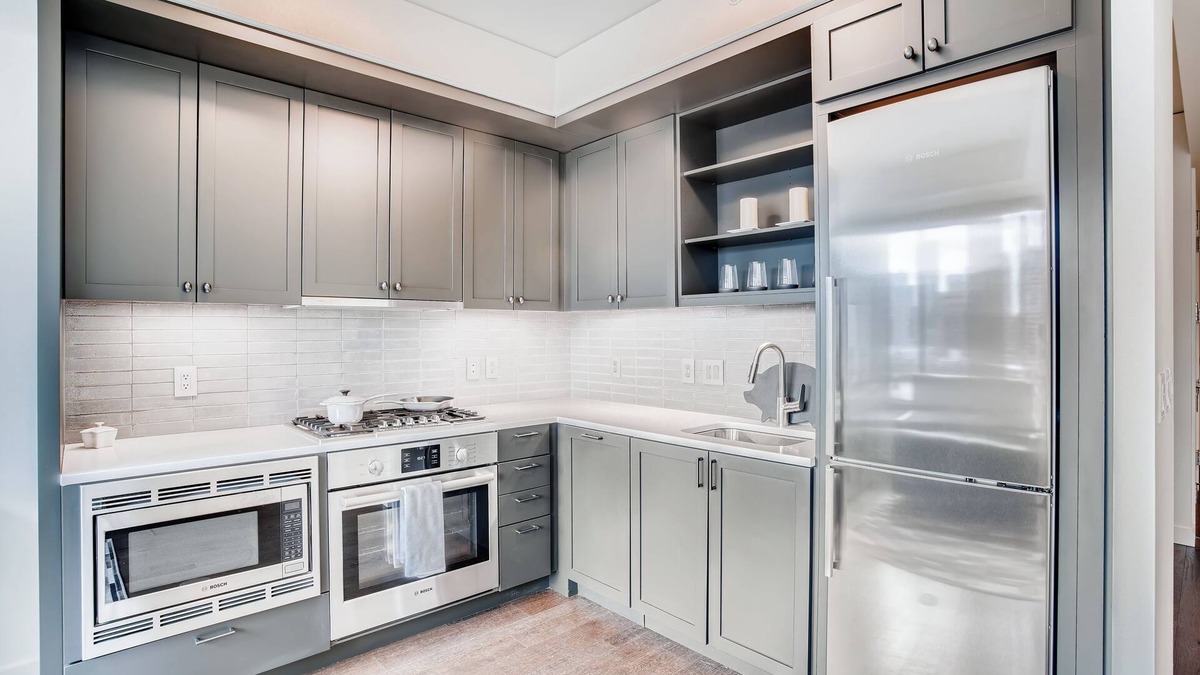 LoDo Condo | Charming one bedroom condo with views of Union Station and mountains