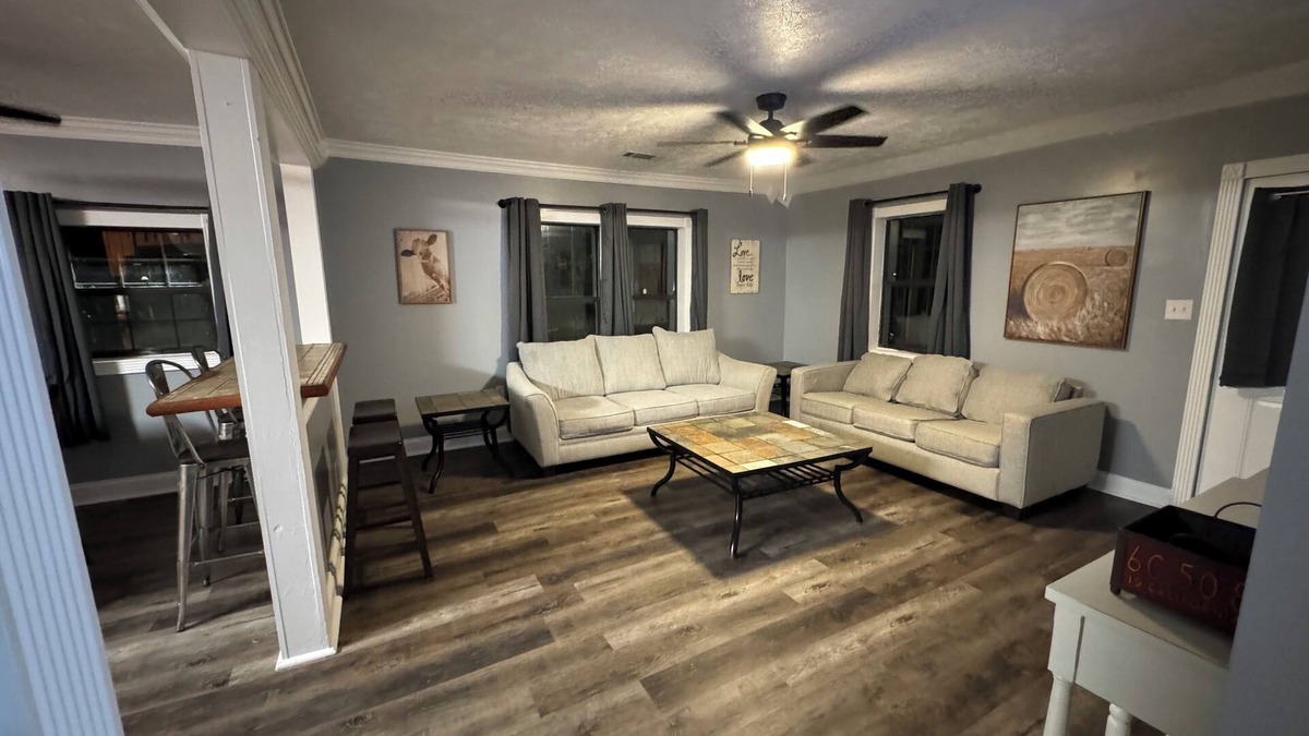 Cartersville Other | Charming pet friendly farmhouse with 2 bedrooms, 2.5 baths,WiFi, in Cartersville