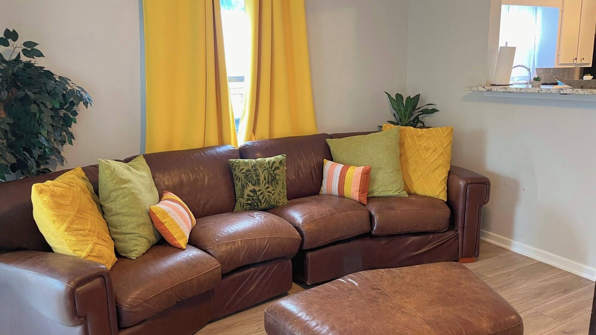 Washington Ave./ Memorial Park House | Charming Pet friendly 2-bedroom house in lovely Houston inside the loop