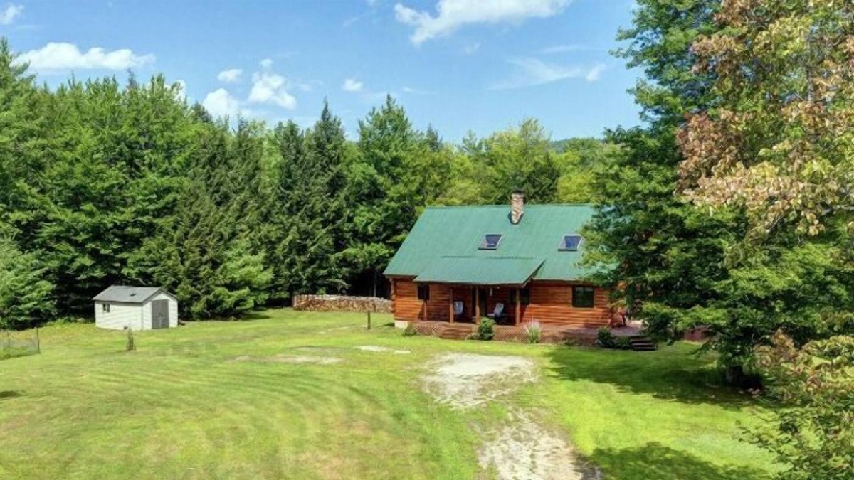 Sweden Cottage | Charming pet friendly (small dogs with review) log home w/plenty of privacy!