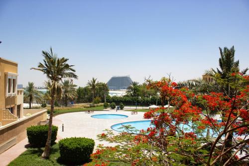 Bab Al Bahr Apartment | Charming Pool View Studio Retreat at Bab Al Bahr