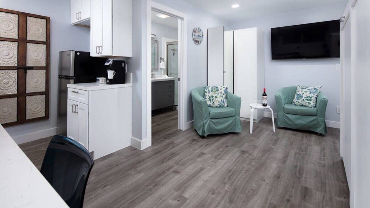 Bay Park Apartment | Charming Private Mission Bay Studio 2