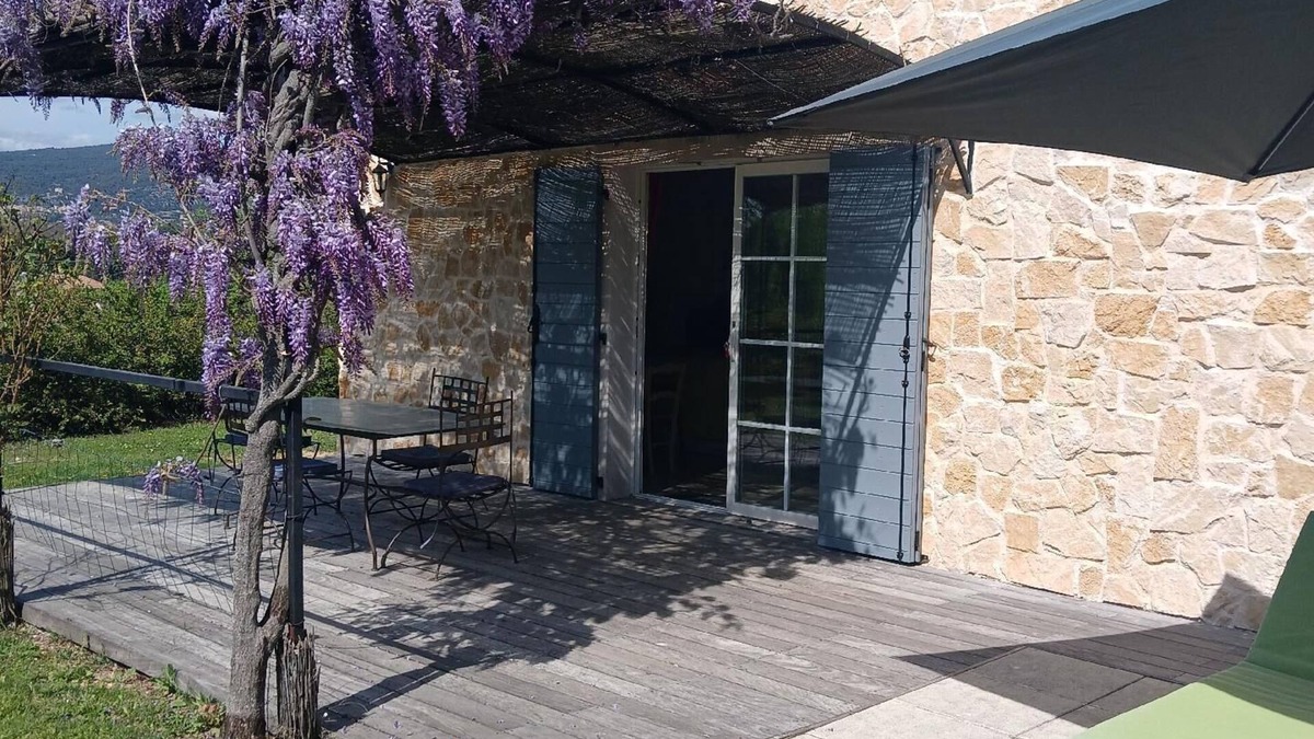 Villars House | Charming Provencal gîte in the countryside with swimming pool