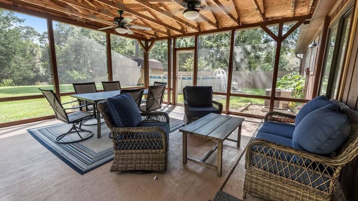 Theodore House | Charming Ranch Near the Island with Small Pool!
