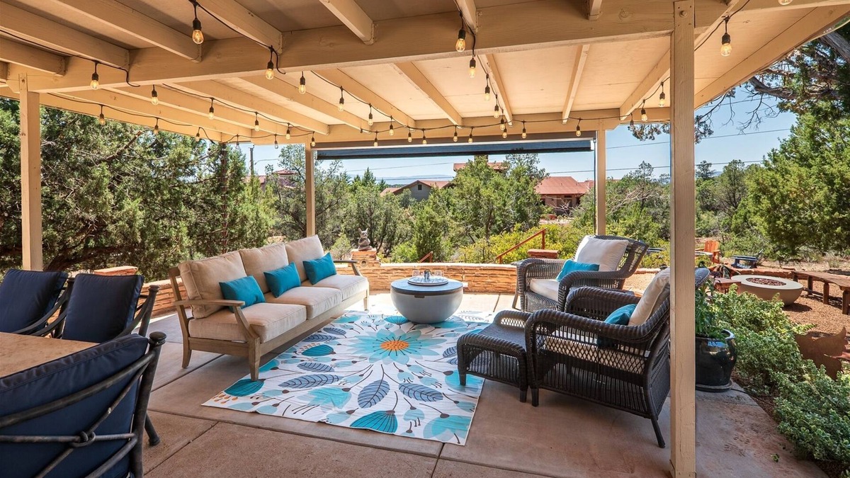 West Sedona House | Charming Ranch-Style Home with Hot Tub, EV Charger and Fireplace in West Sedona!