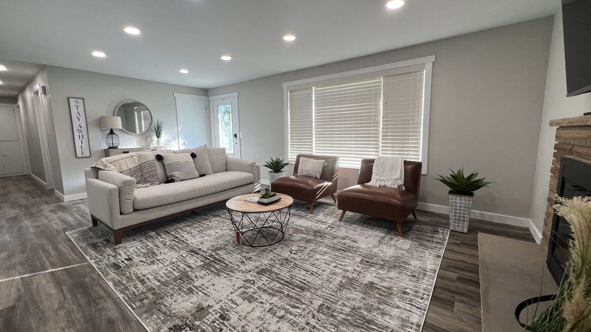 Millcreek House | Charming Remodeled 5BR w/Game Room, Fast Wi-Fi, & Great Salt Lake Location