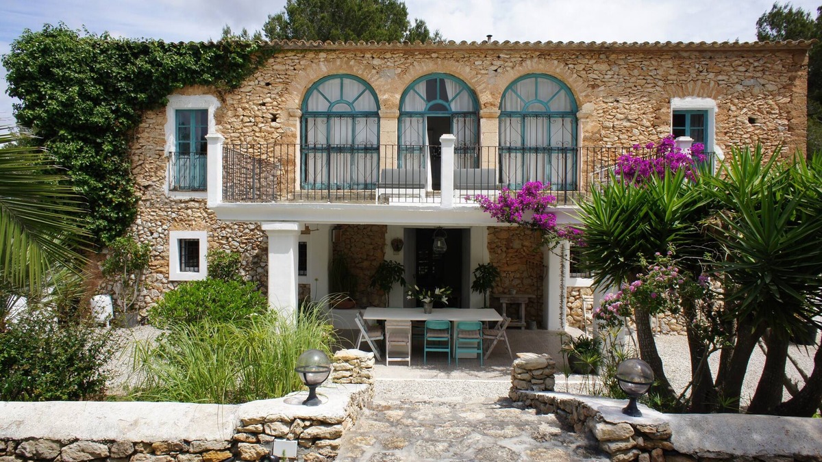 Can Furnet House | Charming Romantic finca with pool , near Ibiza town