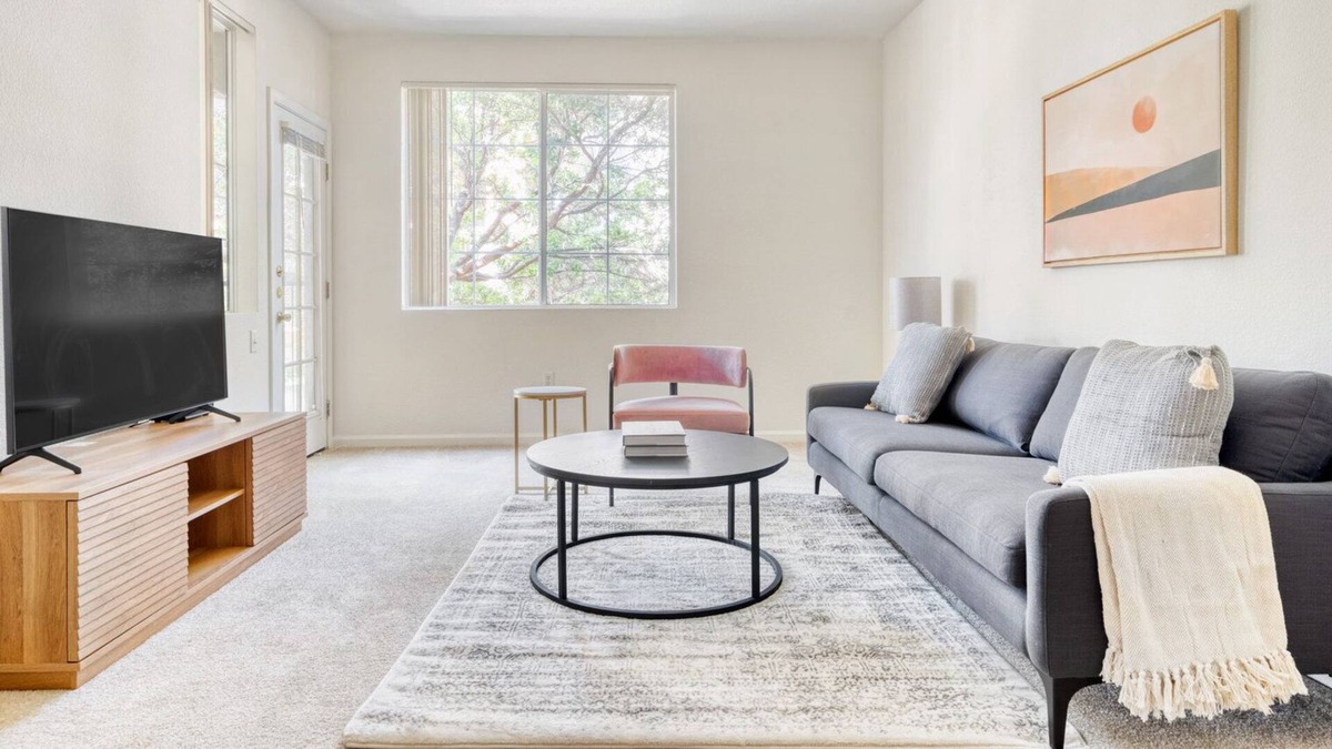 South San Jose Apartment | Charming San Jose 1BR w/ Gym, Pool & W/D, near WF & Costco, by Blueground
