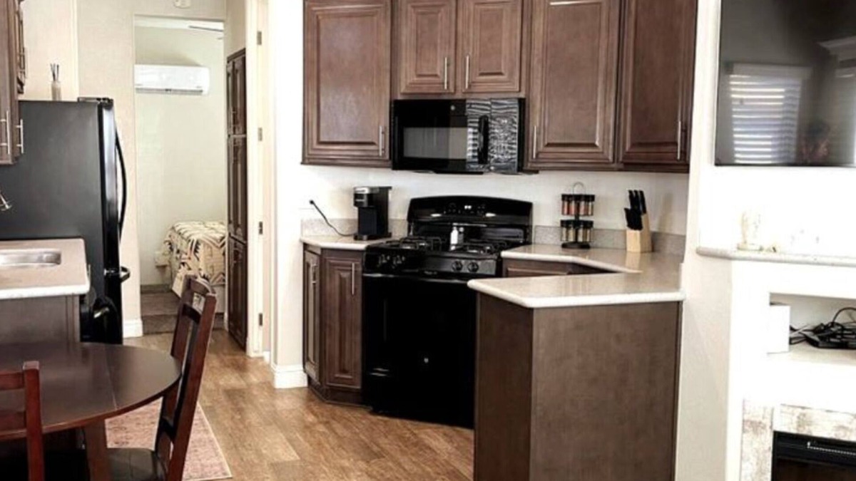 Casa Grande House | Charming Santa Fe Casita in a 55+ Community