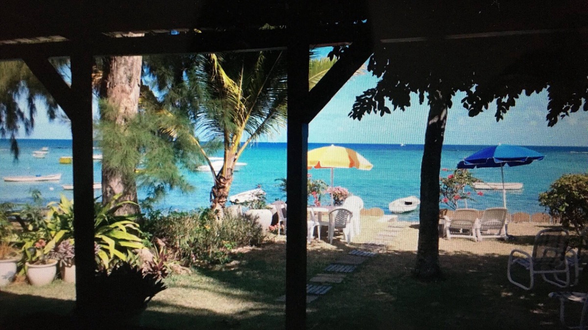 Trou aux Biches Villa | Charming sea front accommodation Trou aux Biches