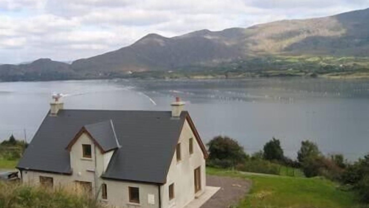 Ardgroom House | Charming sea view self catering property in the Beara Peninsula