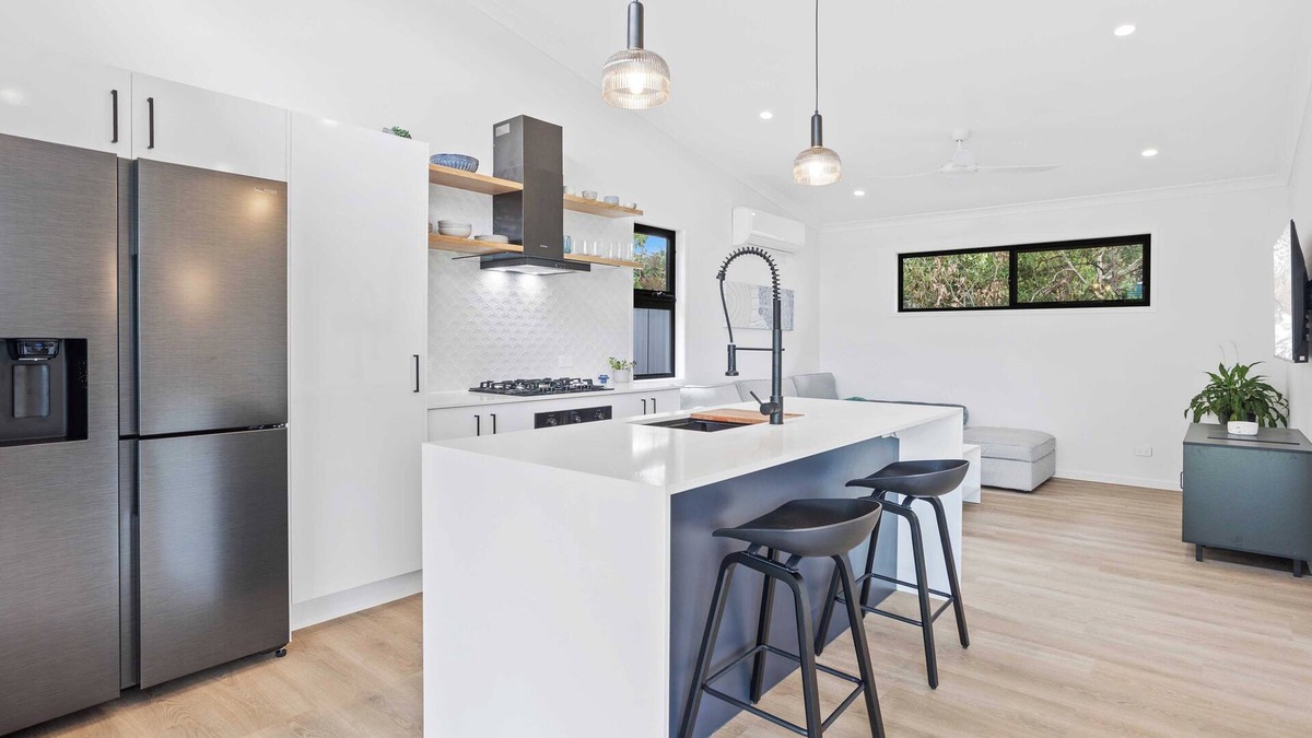 Tallai Apartment | Charming Self-Contained Studio Retreat in Tallai: Your Perfect Getaway