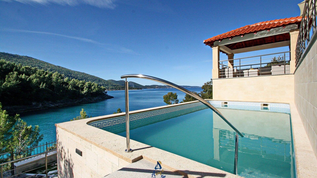Blato Villa | Charming Serene Beachfront Villa for 8 With Private Pool