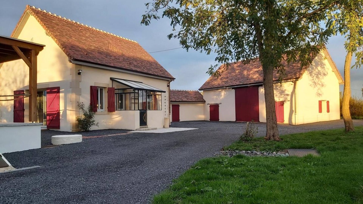 Saligny-sur-Roudon Cottage | Charming Sologne country house with terrace