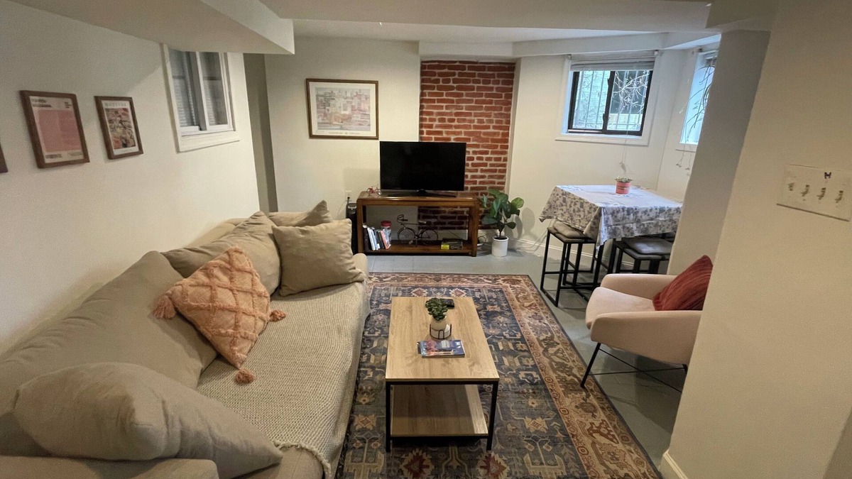 Columbia Heights Apartment | Charming & Spacious Apt in Historic Rowhouse