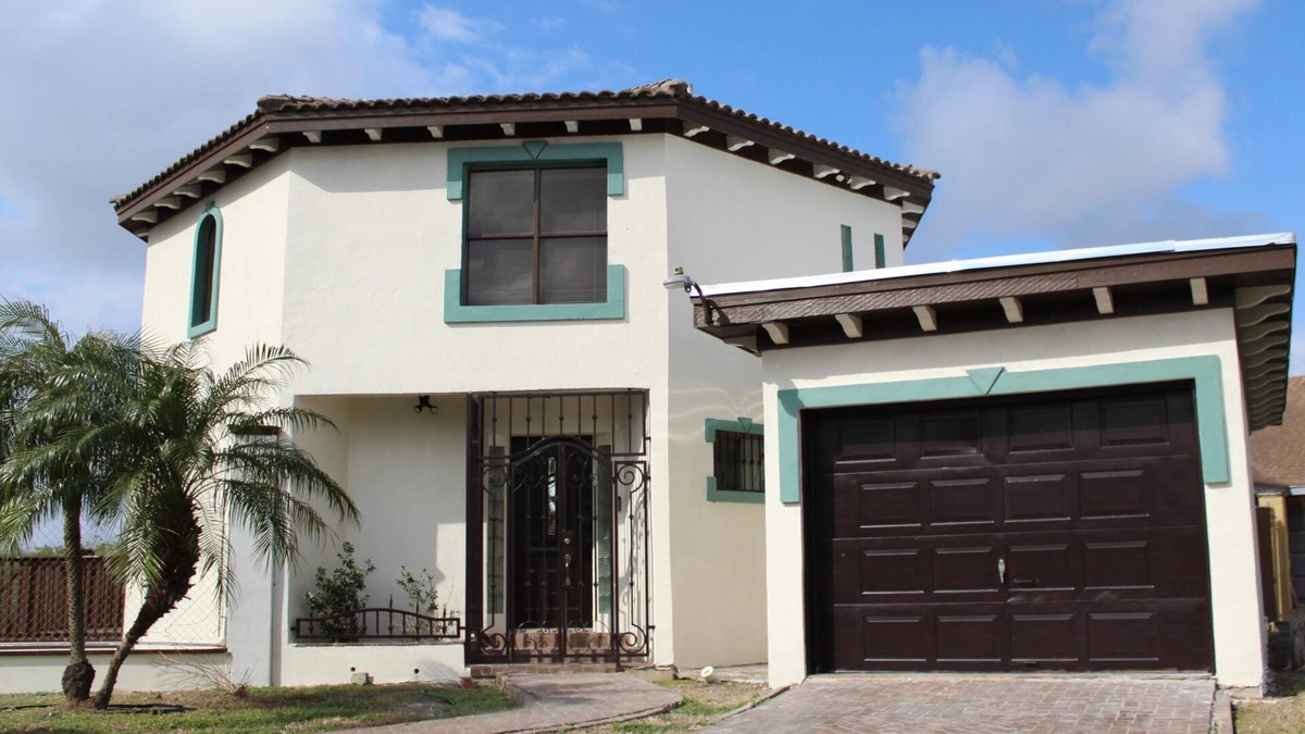 Brownsville House | Charming Spanish Home in the Heart of Brownsville
