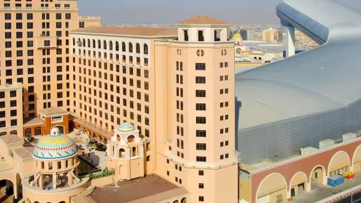 Al Barsha 1 Apartment | Charming Studio Apt Wid Balcony Near Dubai Mall