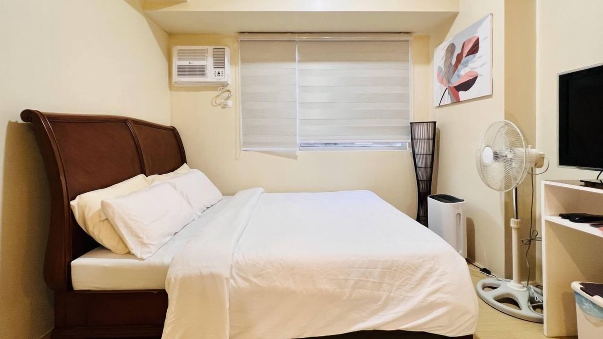 Mandurriao Apartment | Charming Studio at Avida Towers Atria