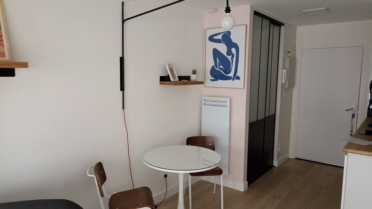 Centre Ville Apartment | Charming studio in the center of Place Clémenceau