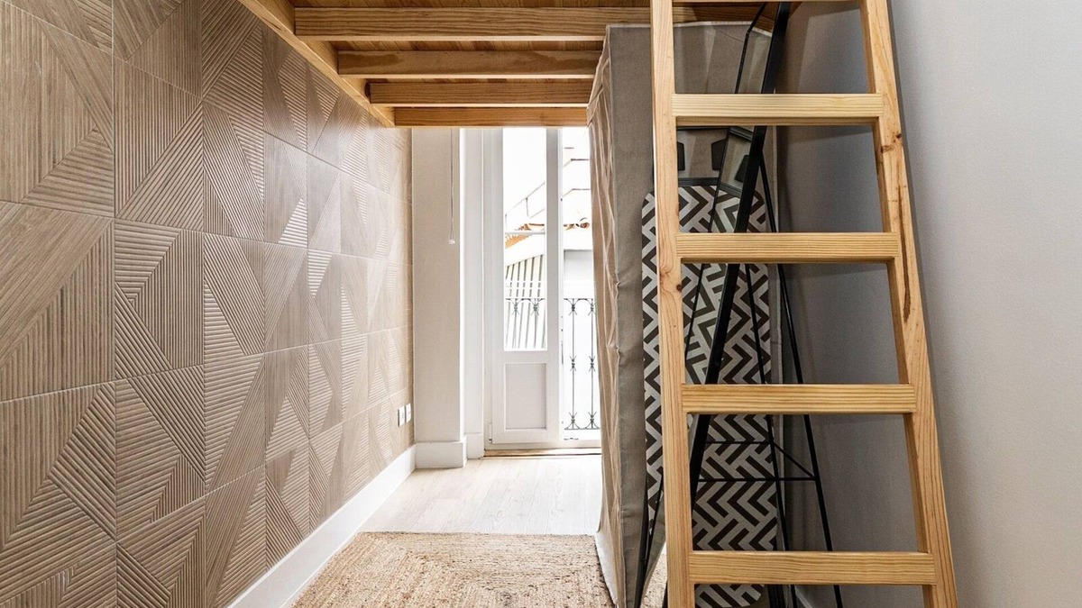 Santo Estevao Apartment | Charming Studio Located in the Heart of Lisbon