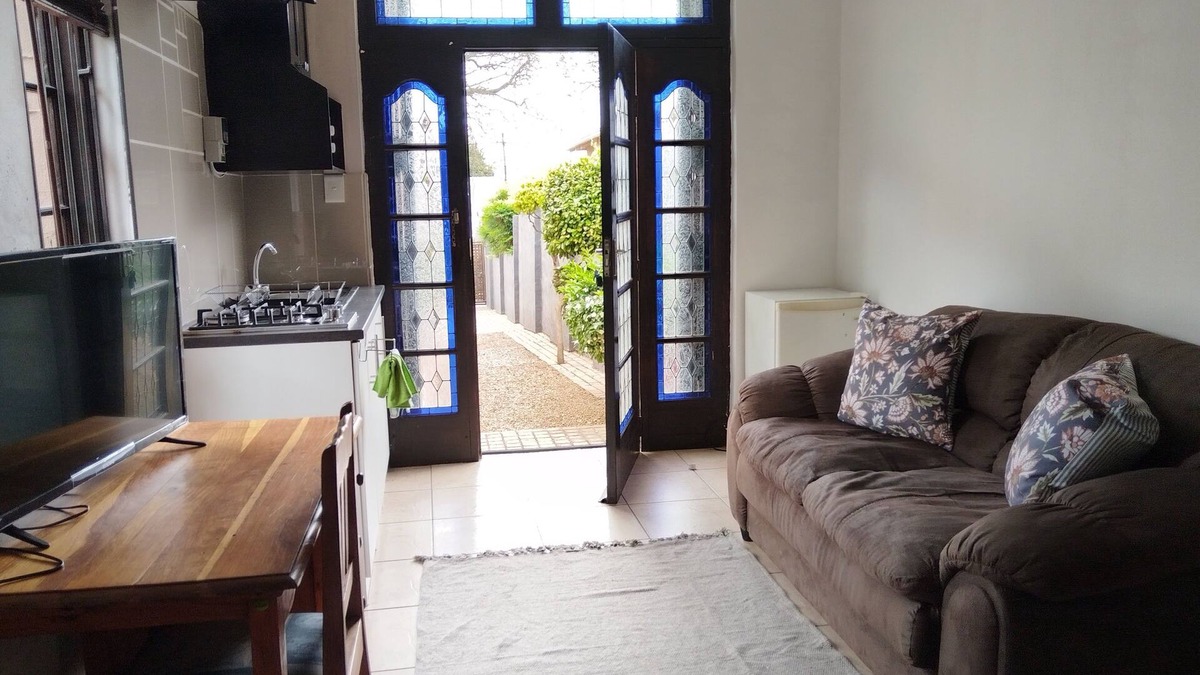 Greater Johannesburg Metropolitan Area Apartment | Charming Studio Oasis in Kensington, Johannesburg