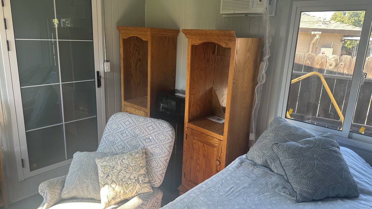 Fresno Apartment | Charming studio with WiFi and AC in lovely Fresno