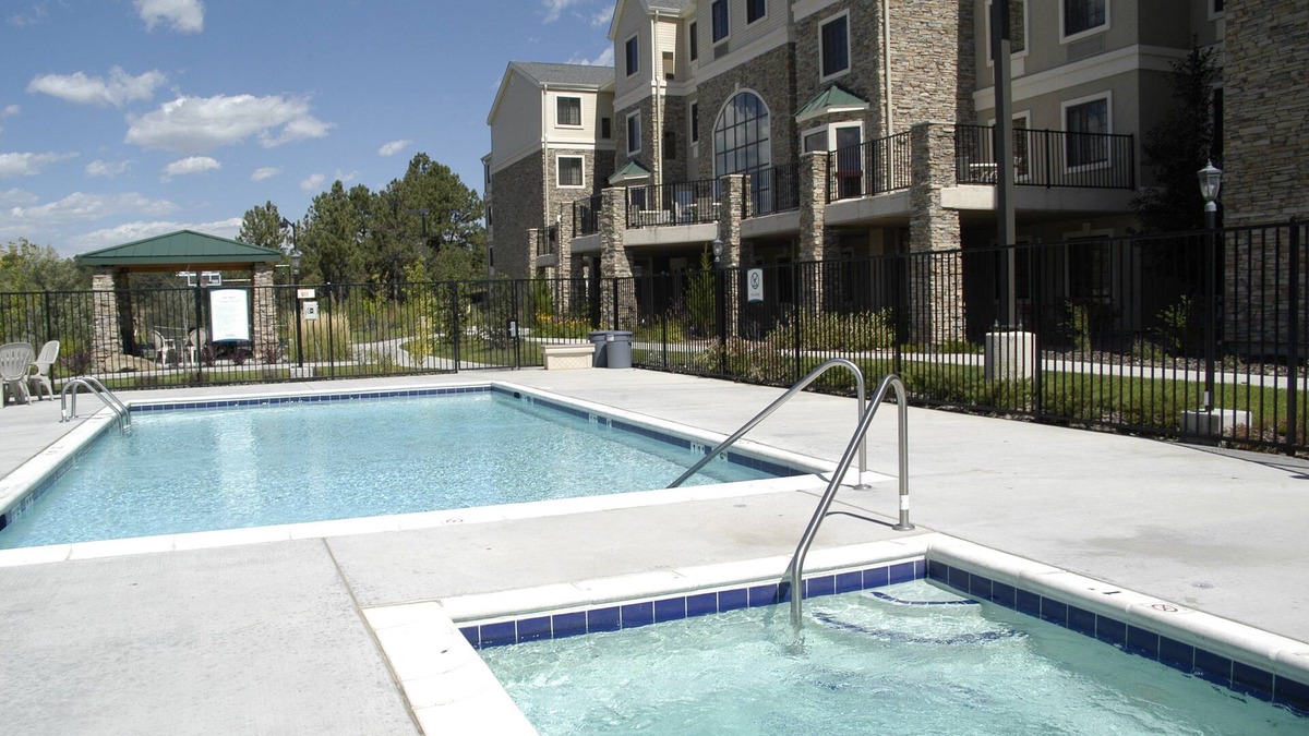 Northwest Colorado Springs Condo | Charming Suite in Colorado Springs, Great for Business Travel! Pool Access