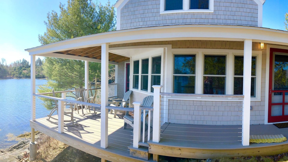 Harpswell House | Charming summer cottage with all the comforts of home. Fabulous covered porch overlooking Card Cove!