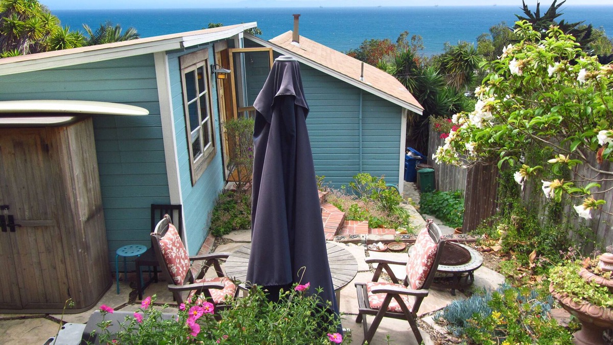 Santa Barbara Cottage | Charming Summerland Beach Cottage with Ocean View.walk to town and beach!