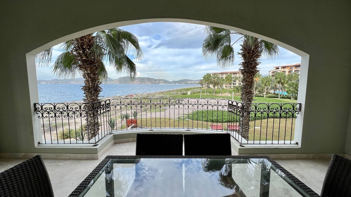 La Paz Apartment | Charming sunset ocean view unit