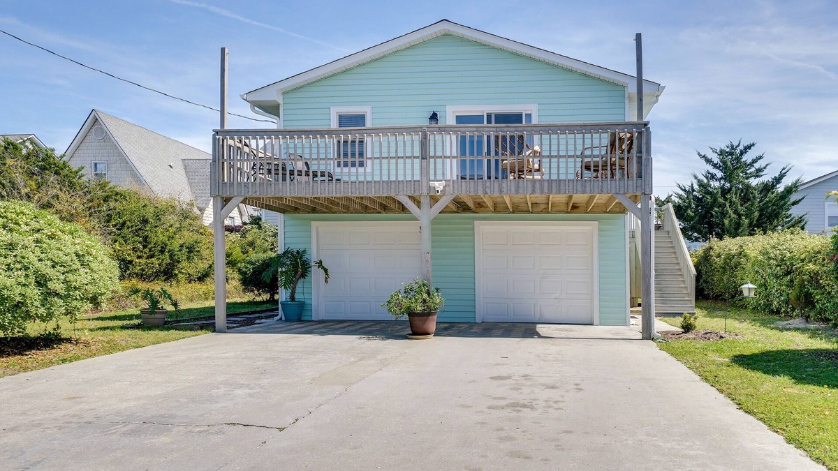 Surf City House | Charming Surf City Beach House - Walk to Ocean!