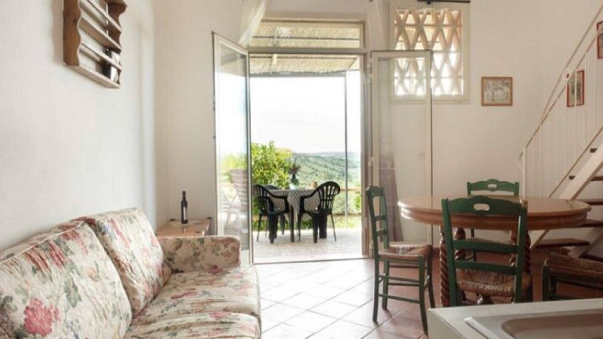 Castagneto Carducci House | Charming Tuscan Home Wi-Fi