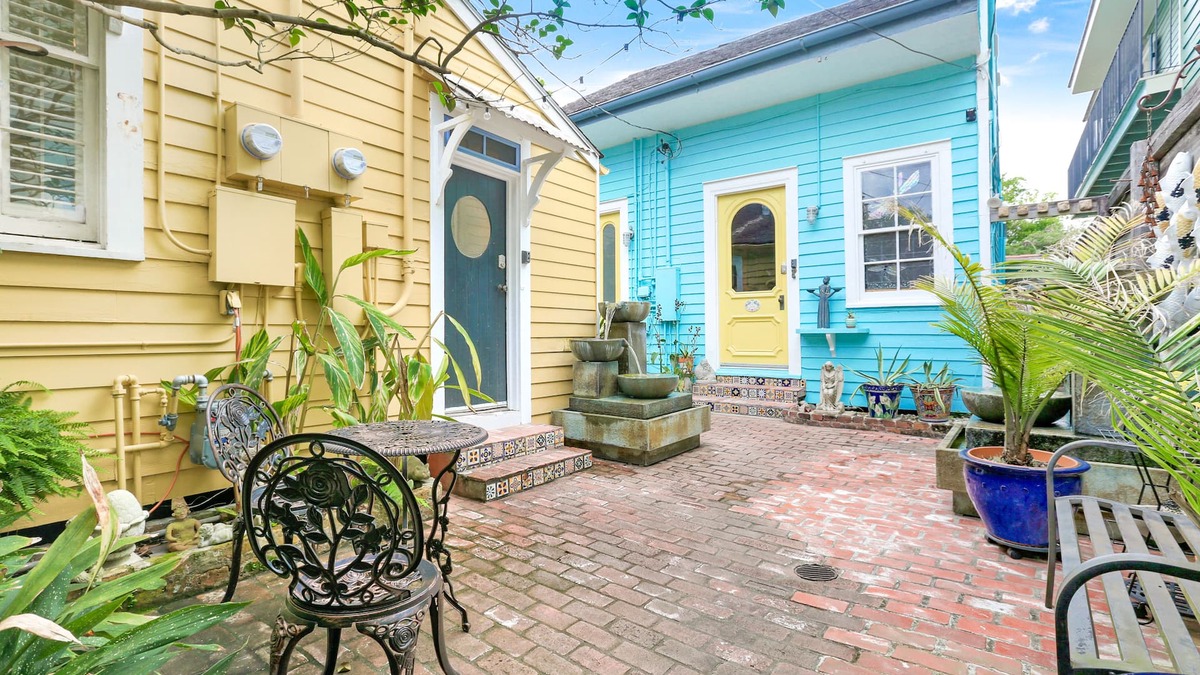 Faubourg Marigny Hotel | Charming Three Bedroom Cottage - sleeps 7