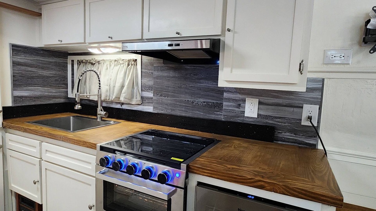 Cave Creek House | Charming Tiny Home in beautiful downtown Cave Creek