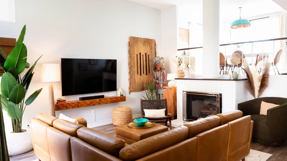 San Carlos House | Charming Townhome in the 'Jewel of San Diego Hills' with hot tub, pool, and gym!