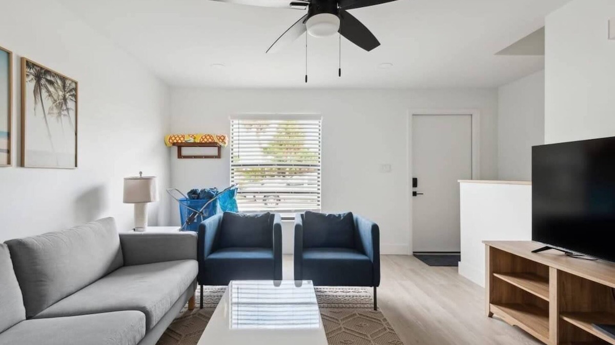 Indialantic House | Charming Townhouse Near Indialantic Beach