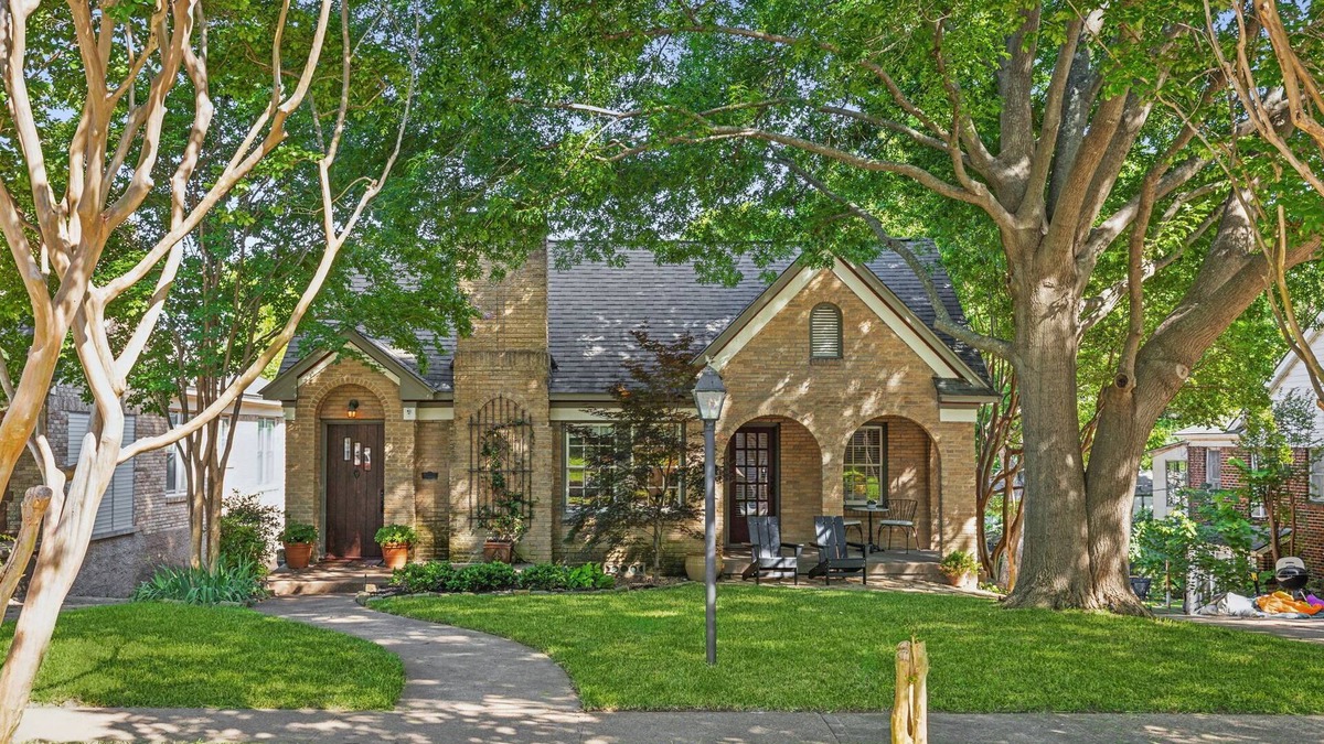 Hollywood - Santa Monica House | Charming Tudor in East Dallas Neighborhood