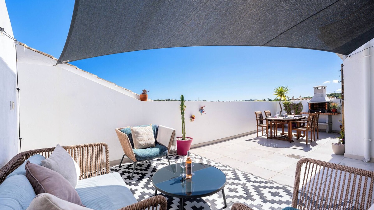 Espiche House | Charming Two Bedroom House in Praia Da Luz, Lagos. Beautiful terrace!