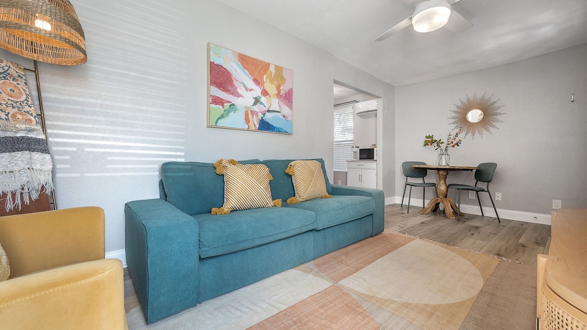 North Hyde Park Apartment | Charming Updated Condo in Heart of Tampa