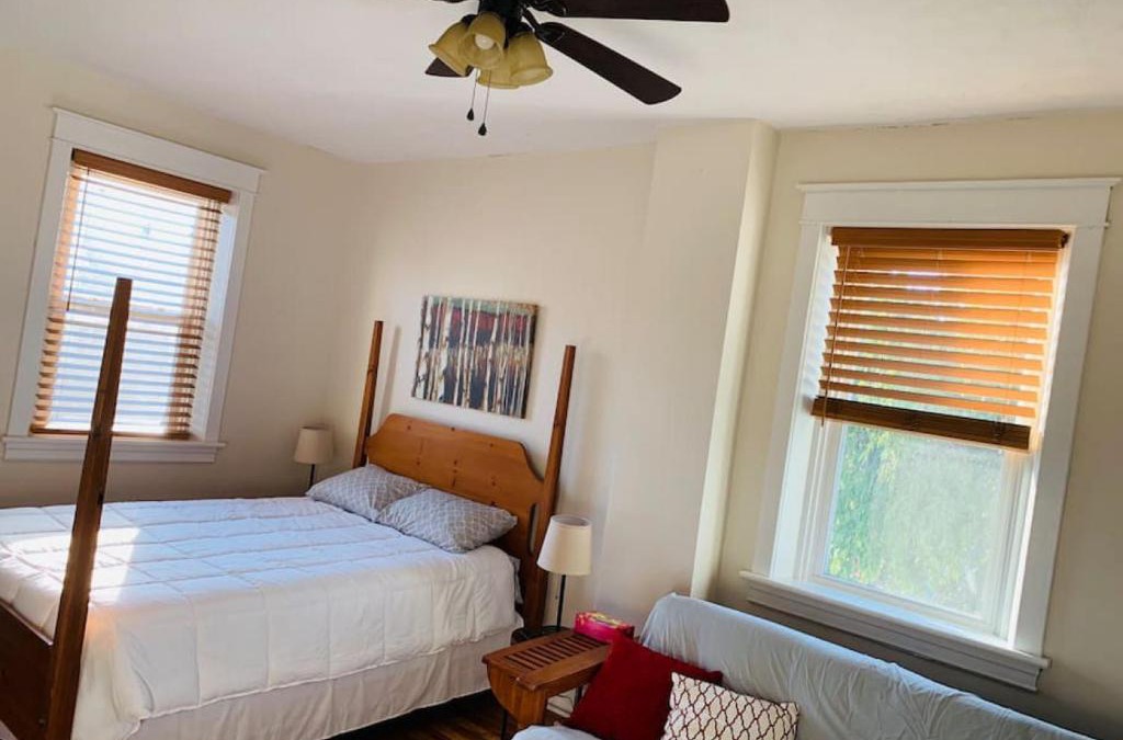 Halfway House | Charming Victorian Home in Halfway MD Room A