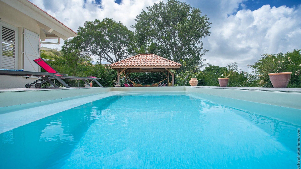 Sainte-Anne House | Charming villa, swimming pool and wooded garden, on the beach road