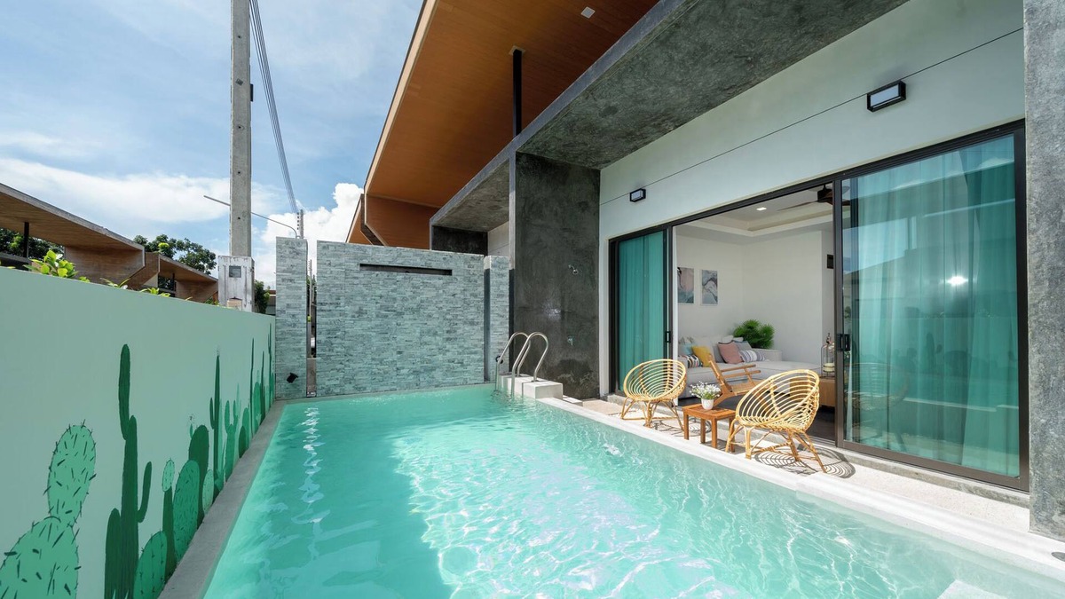 Chalong Villa | Charming villa with 2 bedrooms and WiFi, AC in tranquil Tambon Chalong