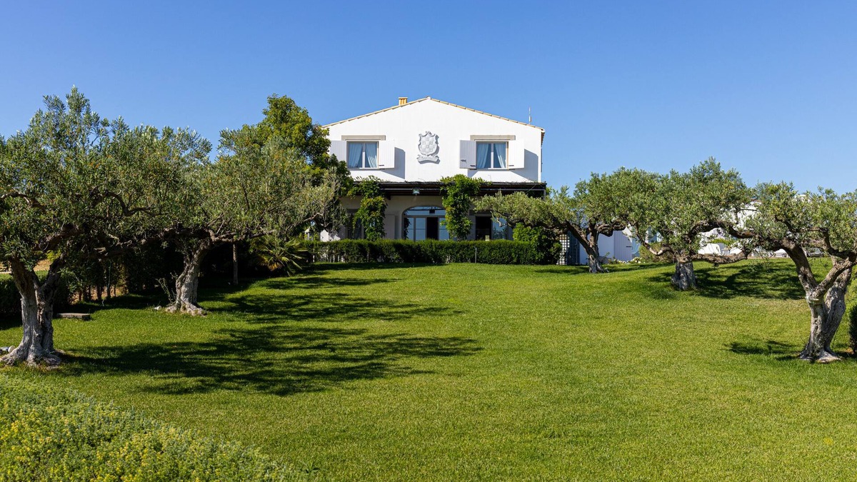 Menfi Villa | Charming Villa with pool