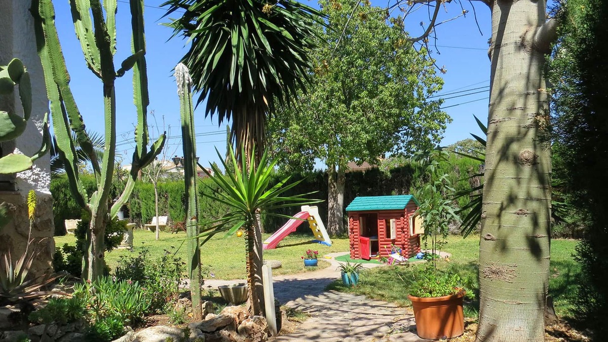 L'Eliana Villa | Charming Villa with private pool and garden very close to Valencia.