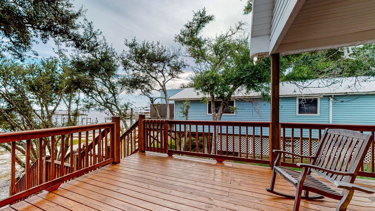 Ono Island House | Charming waterfront home with lovely views, grand deck & inviting interior