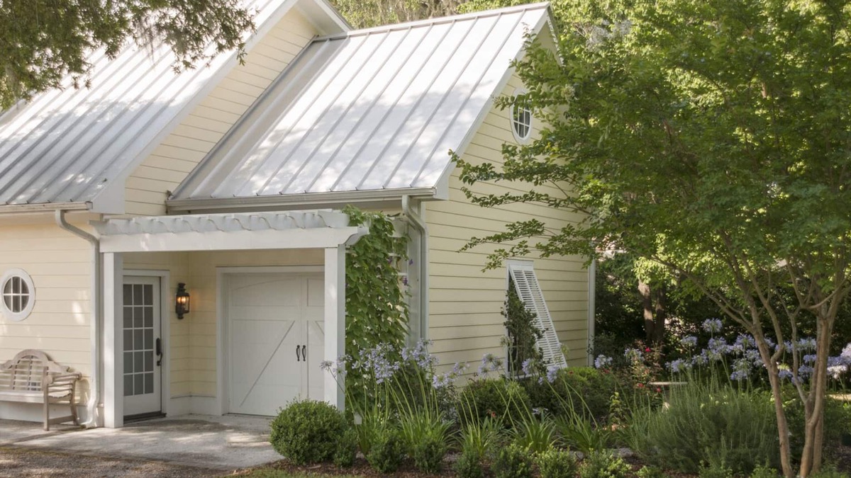Beaufort Cottage | Charming Waterfront Carrriage nHouse