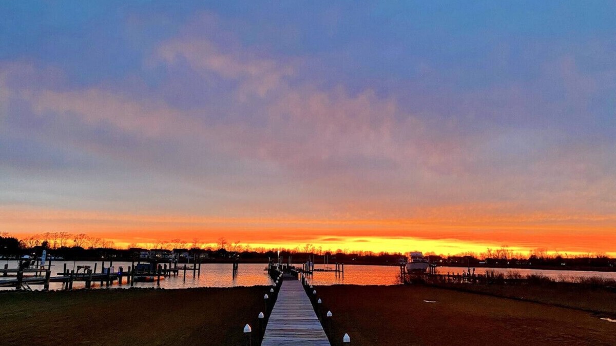 Chester House | Charming Waterfront home, Kent Island, Maryland!