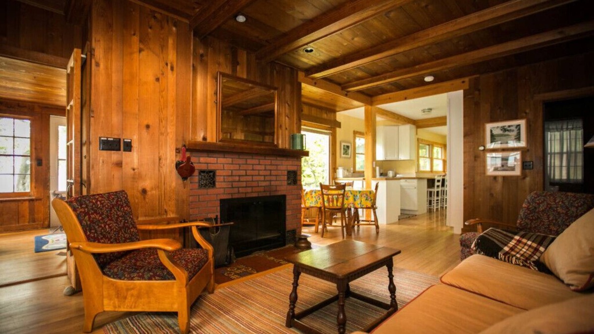 Arcadia House | Charming Waterfront on Herring Lake, Beautiful Views, Walk to Lake Michigan